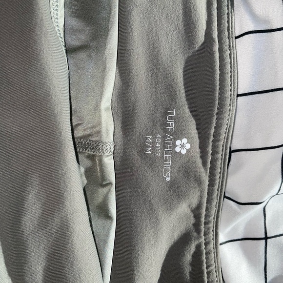 Adorable Summer Skort!! - Picture 5 of 8